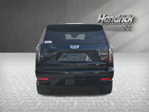 Used 2021 Cadillac Escalade Sport w/ Driver Assist Tech Package image 9