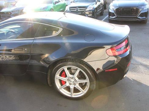 Used 2006 Aston Martin V8 Vantage Coupe image 7