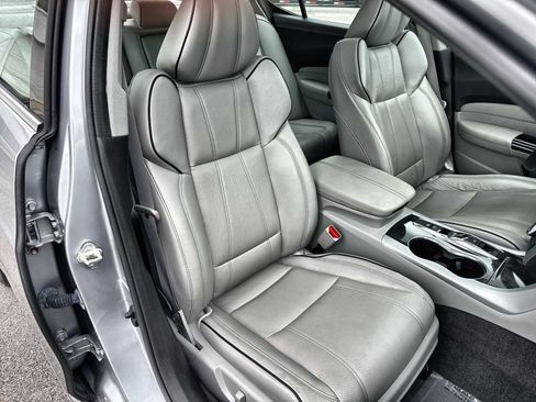 Used 2018 Acura TLX V6 w/ Technology Package image 21