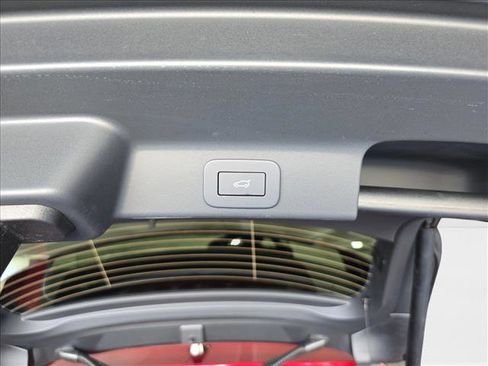 New 2026 Jaguar F-PACE R-Dynamic S image 10