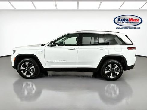 Used 2023 Jeep Grand Cherokee 4WD 4xe image 9