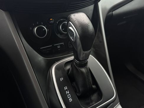 Used 2013 Ford Escape SE image 19