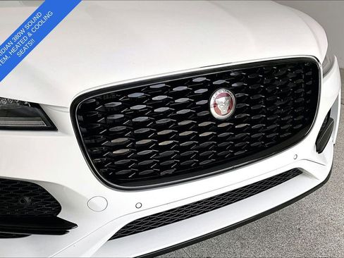 Used 2022 Jaguar F-PACE S AWD/4WD image 38