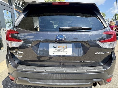 Used 2019 Subaru Forester Limited w/ Popular Package #3 AWD/4WD image 8
