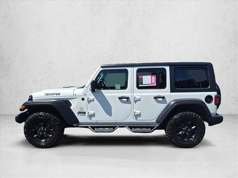 Used 2021 Jeep Wrangler Unlimited Sport AWD/4WD image 9