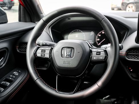 Certified 2026 Honda HR-V Sport image 18