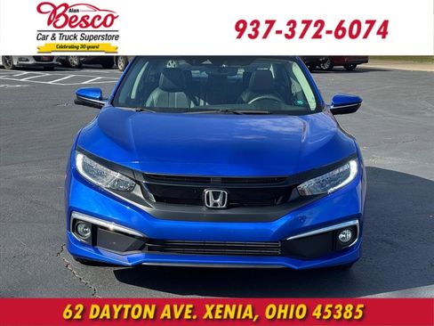 Used 2020 Honda Civic Touring image 2