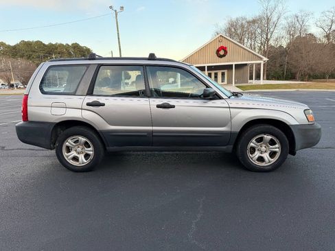 Used 2005 Subaru Forester 2.5X image 9