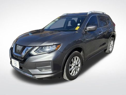 Used 2017 Nissan Rogue SV image 7