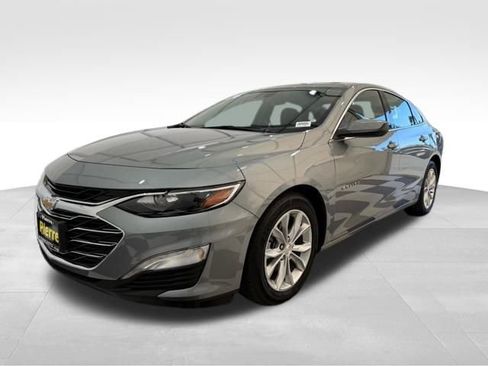 Used 2024 Chevrolet Malibu LT image 1