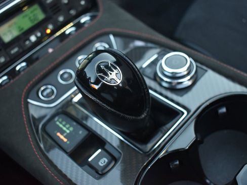 Used 2018 Maserati GranTurismo Sport image 44