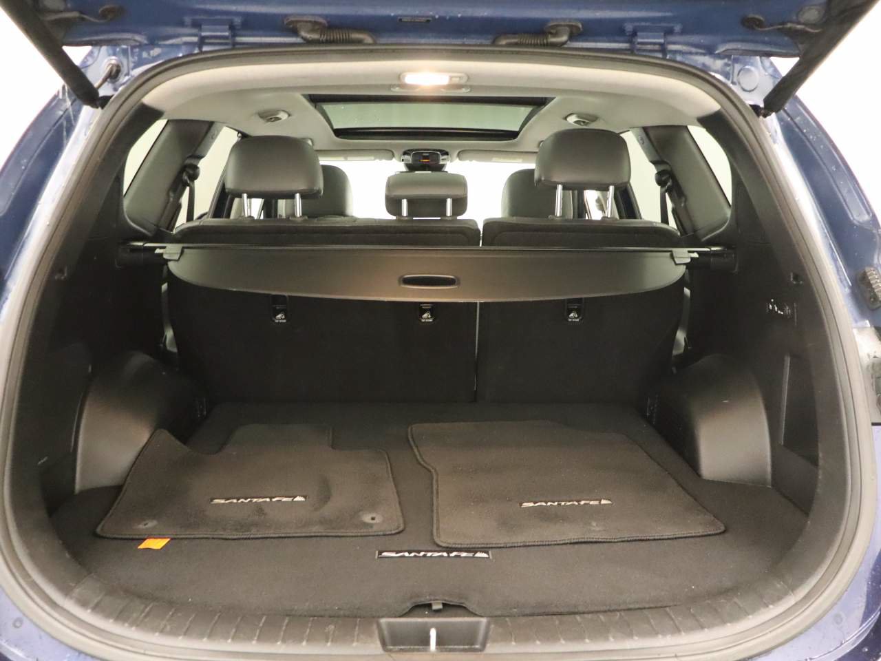 Used 2022 Hyundai Santa Fe Limited AWD/4WD image 20