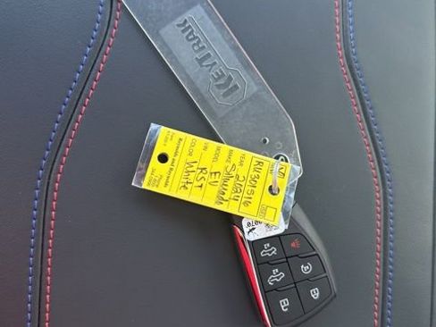 New 2024 Chevrolet Silverado EV RST image 20