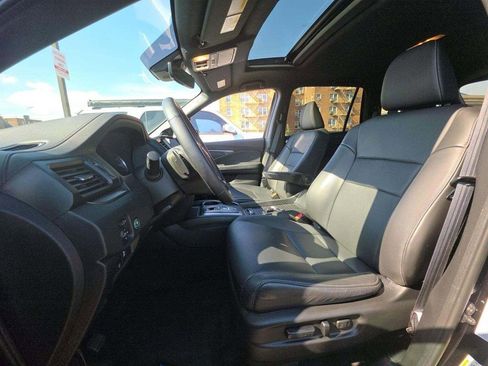 Used 2023 Honda Passport EX-L image 7