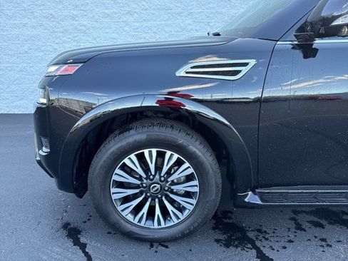 Used 2024 Nissan Armada SL w/ Midnight Edition Package AWD/4WD image 7