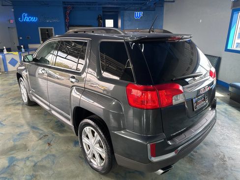Used 2017 GMC Terrain SLE image 15