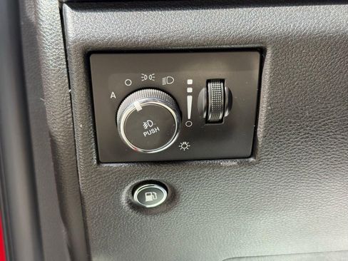 Used 2017 Jeep Grand Cherokee Trailhawk AWD/4WD image 37