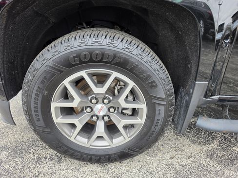 Used 2021 GMC Canyon AT4 w/ Driver Alert Package AWD/4WD image 12