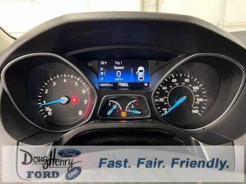 Used 2017 Ford Focus SE image 42