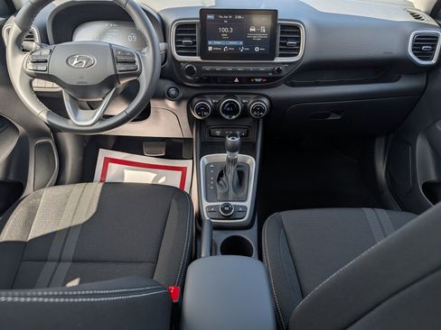 New 2026 Hyundai Venue SEL FWD image 9