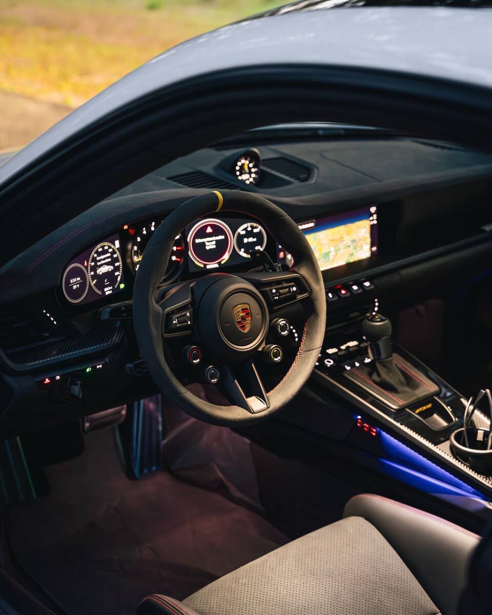 Used 2025 Porsche 911 GT3 RS RWD image 42