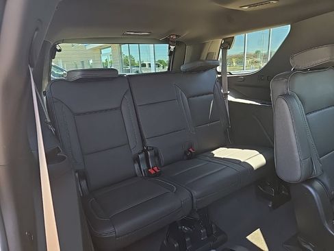 Used 2022 GMC Yukon Denali AWD/4WD image 13