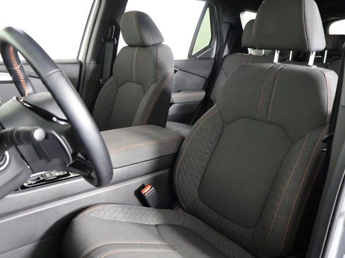 Used 2025 Honda Pilot Sport image 28