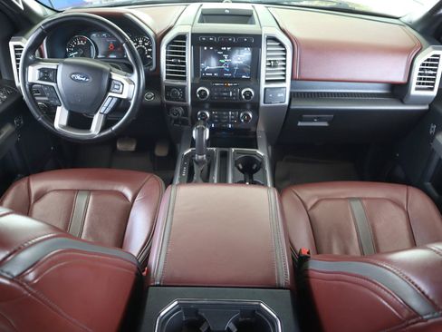Used 2019 Ford F150 Platinum w/ Equipment Group 701A Luxury AWD/4WD image 16