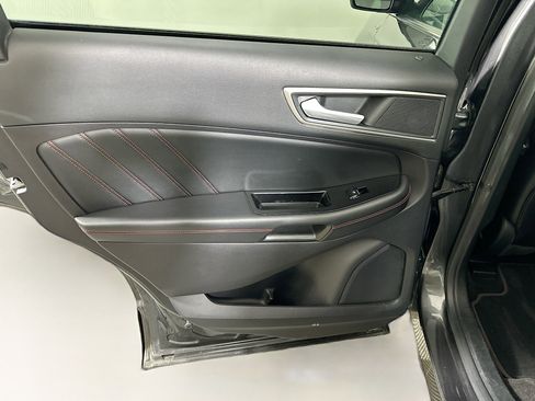 Used 2020 Ford Edge ST-Line FWD image 26