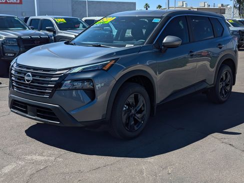 New 2026 Nissan Rogue SV image 5