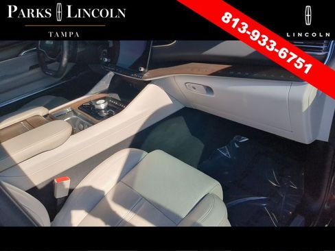 Used 2022 Jeep Grand Wagoneer Series I w/ Flexible Seating Group AWD/4WD image 12