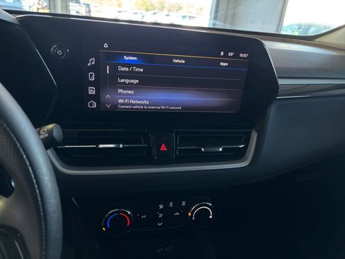 Used 2025 Chevrolet TrailBlazer LT image 27