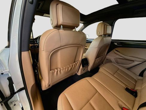 Used 2019 Porsche Macan S AWD/4WD image 26