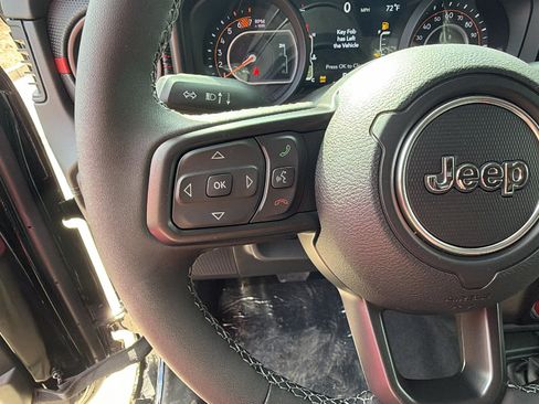 New 2026 Jeep Wrangler Unlimited Rubicon AWD/4WD image 22