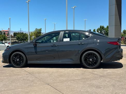 New 2026 Toyota Camry SE FWD image 7