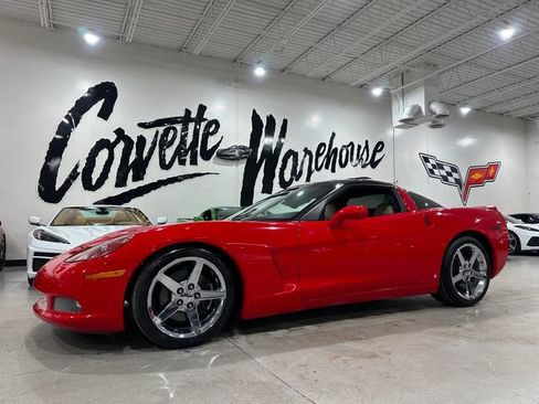 Used 2007 Chevrolet Corvette Coupe w/ Preferred Equipment Group RWD image 1
