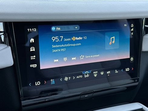 New 2026 Lincoln Navigator Reserve AWD/4WD image 18