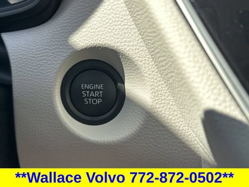 Used 2026 Toyota Corolla Cross LE FWD image 24