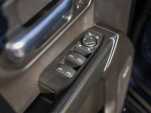 Used 2020 GMC Sierra 1500 AT4 w/ AT4 Premium Package image 27