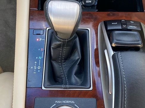 Used 2017 Lexus LS 460 image 27