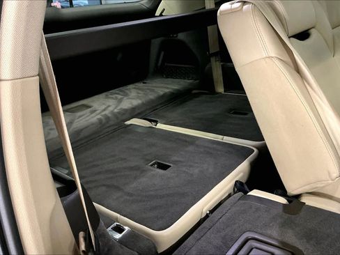 Used 2017 Audi Q7 3.0T Premium Plus w/ Premium Plus Package image 31