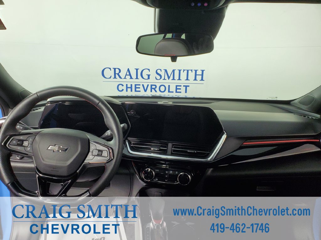 Used 2024 Chevrolet Trax RS FWD image 14