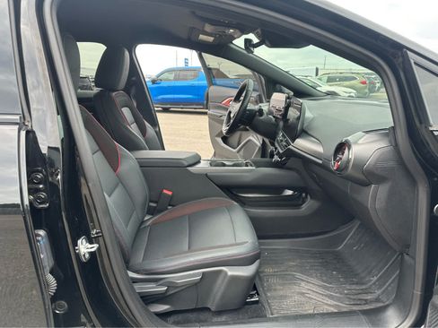Used 2024 Chevrolet Equinox EV RS FWD image 18