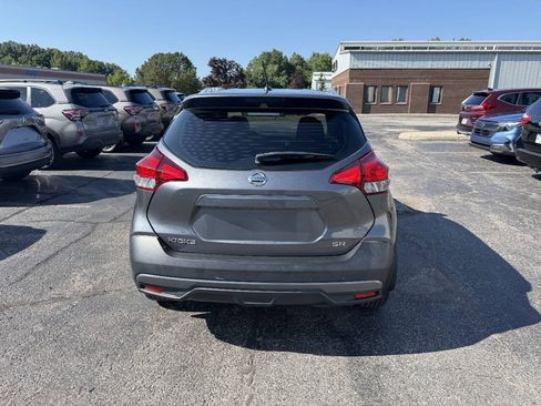 Used 2019 Nissan Kicks SR FWD image 6