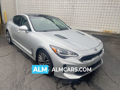 Used 2018 Kia Stinger Premium image 1