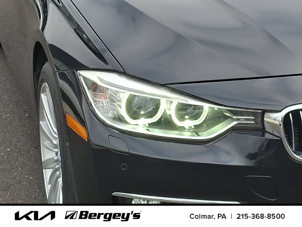 Used 2014 BMW 328i xDrive Wagon AWD/4WD image 10