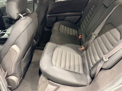 Used 2013 Ford Fusion SE image 31