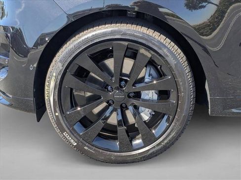 New 2026 Land Rover Range Rover Sport Dynamic SE AWD/4WD image 10