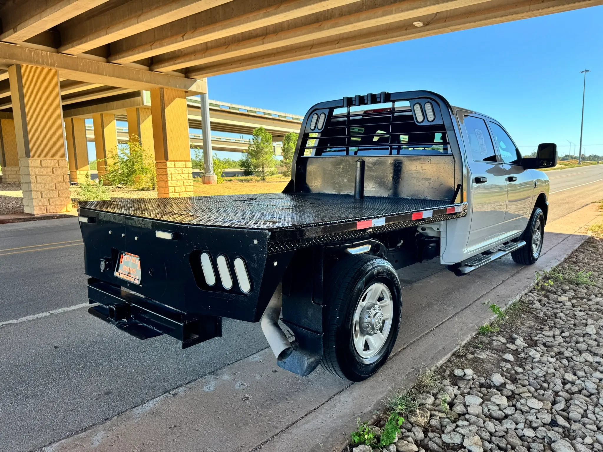 Used 2023 RAM 2500 Tradesman AWD/4WD image 3