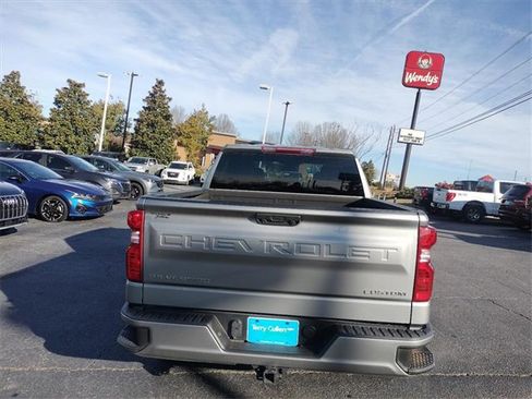 Used 2024 Chevrolet Silverado 1500 Custom image 6